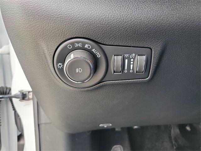 new 2025 Jeep Compass car, priced at $26,444