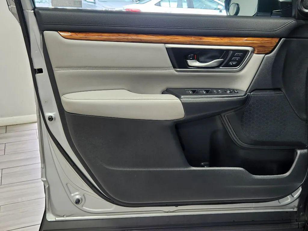 used 2021 Honda CR-V car, priced at $25,499
