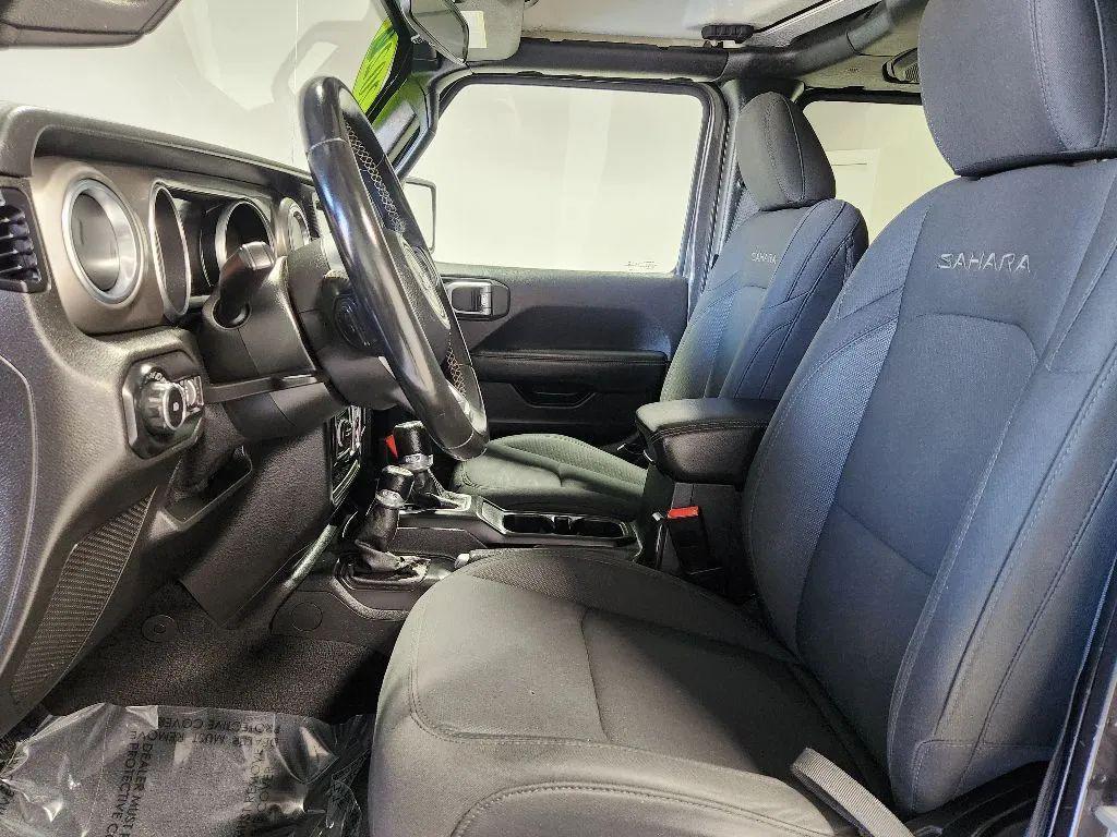 used 2020 Jeep Wrangler Unlimited car, priced at $25,237