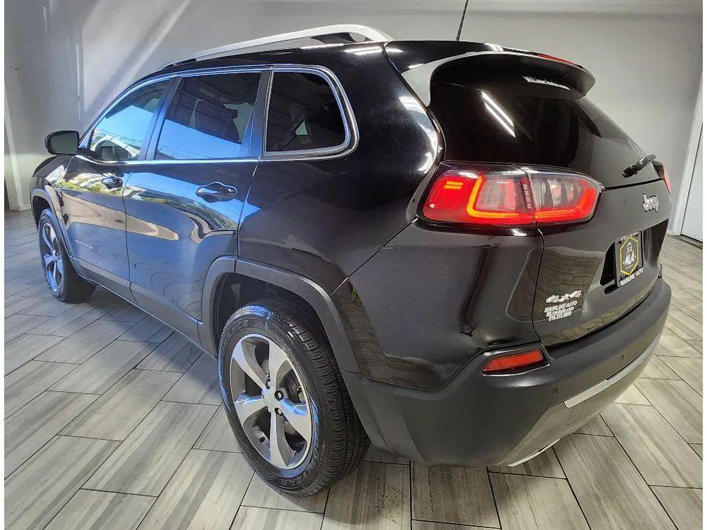 used 2020 Jeep Cherokee car, priced at $17,999
