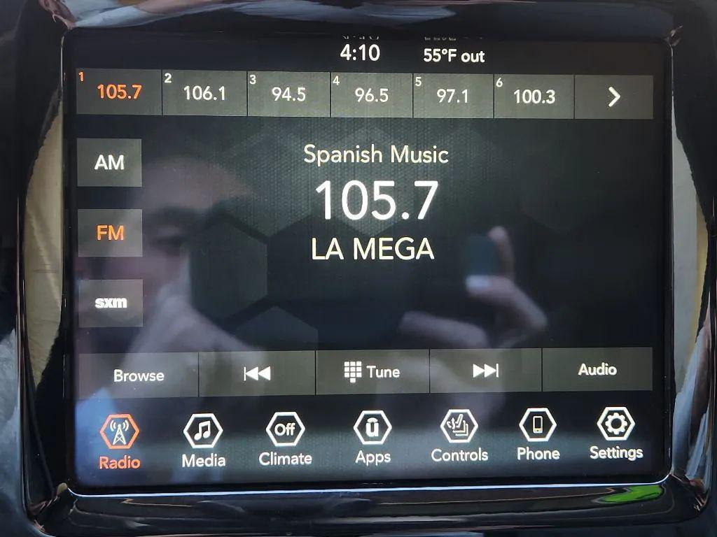 used 2020 Jeep Cherokee car, priced at $17,999