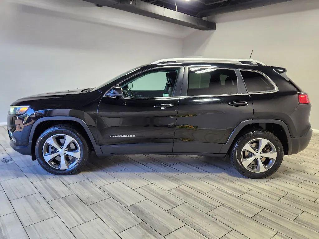 used 2020 Jeep Cherokee car, priced at $17,999