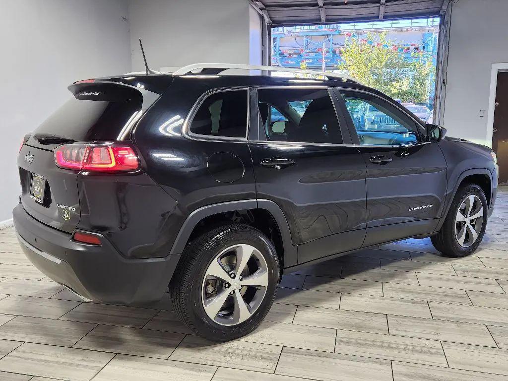 used 2020 Jeep Cherokee car, priced at $17,999