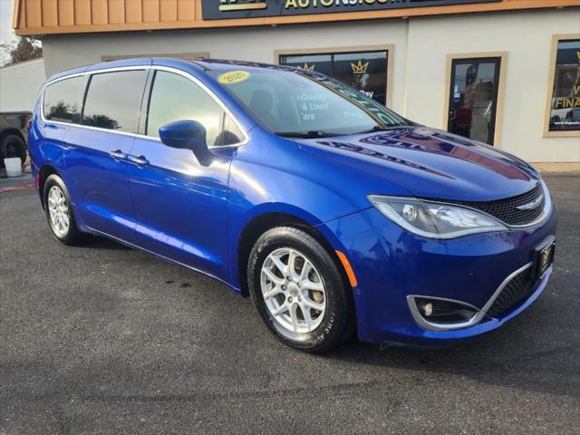 used 2020 Chrysler Pacifica car, priced at $20,995