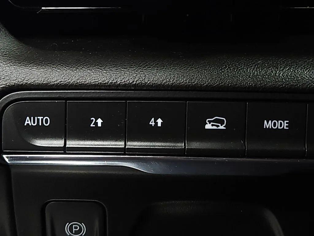 used 2023 Cadillac Escalade ESV car, priced at $61,245
