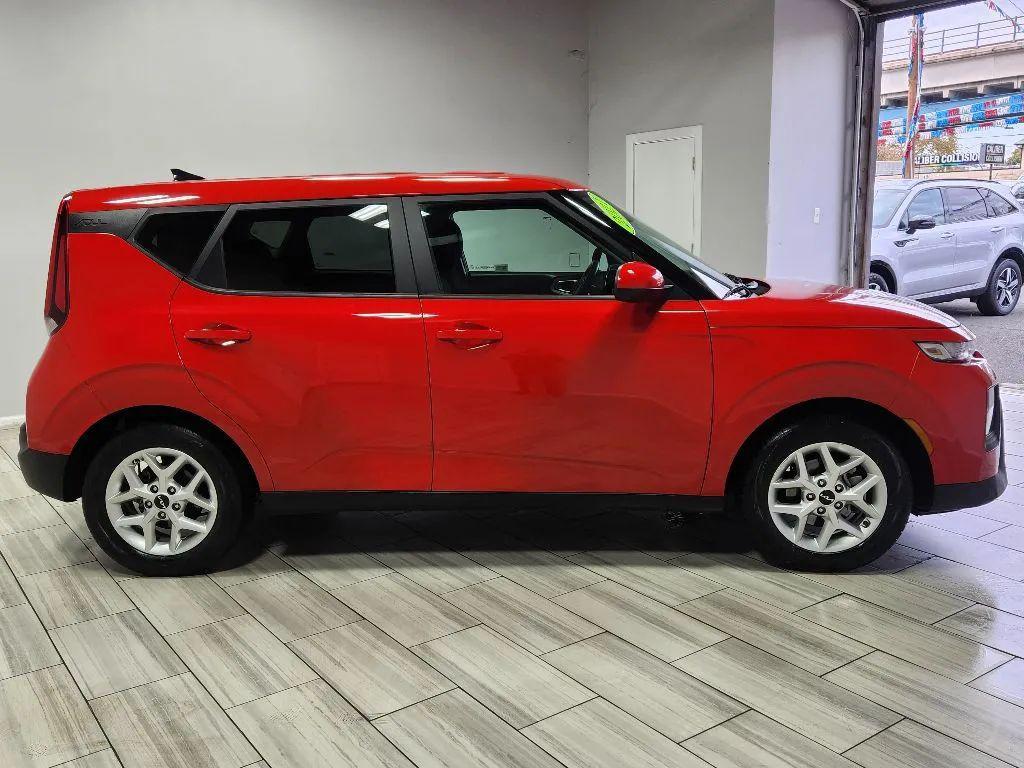 used 2022 Kia Soul car, priced at $14,999