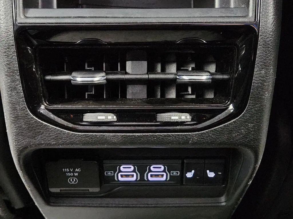 used 2024 Jeep Grand Cherokee car, priced at $25,499