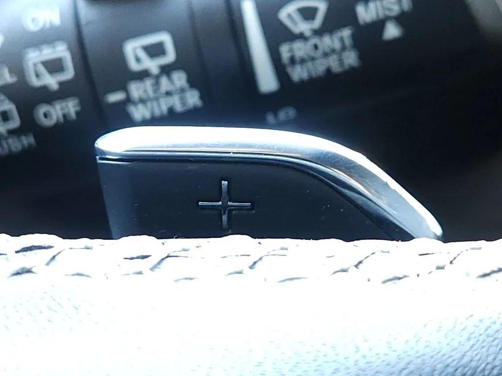 used 2024 Jeep Grand Cherokee car, priced at $25,499