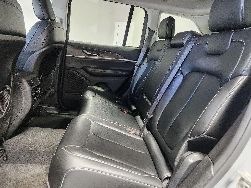 used 2024 Jeep Grand Cherokee car, priced at $25,499