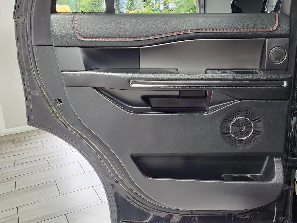 used 2019 Ford Expedition car, priced at $27,376