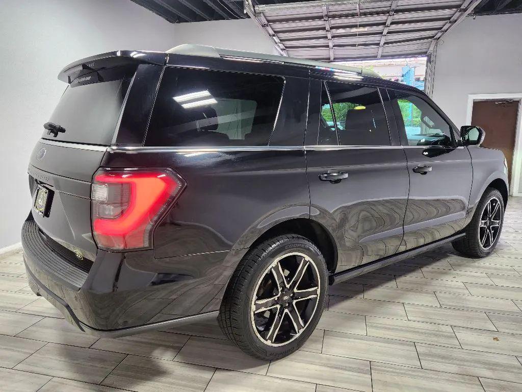 used 2019 Ford Expedition car, priced at $27,376