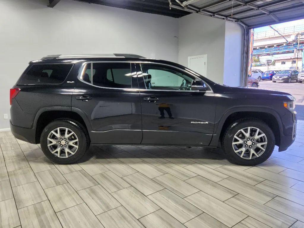 used 2023 GMC Acadia car, priced at $25,999