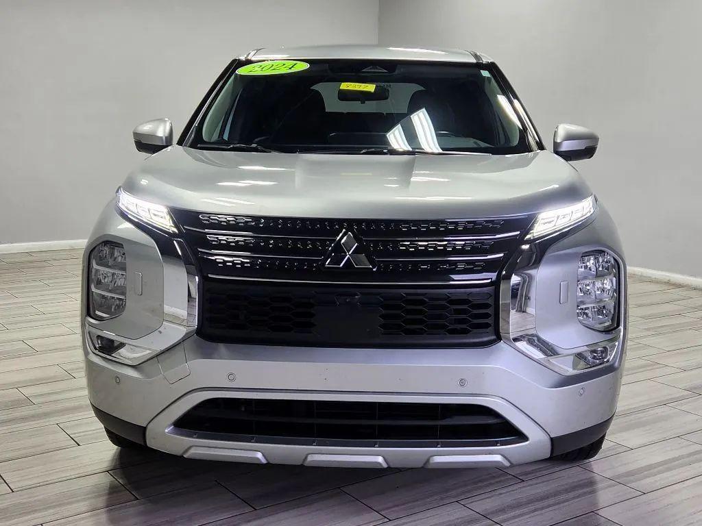 used 2024 Mitsubishi Outlander car, priced at $24,499