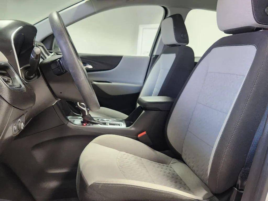 used 2022 Chevrolet Equinox car, priced at $18,199