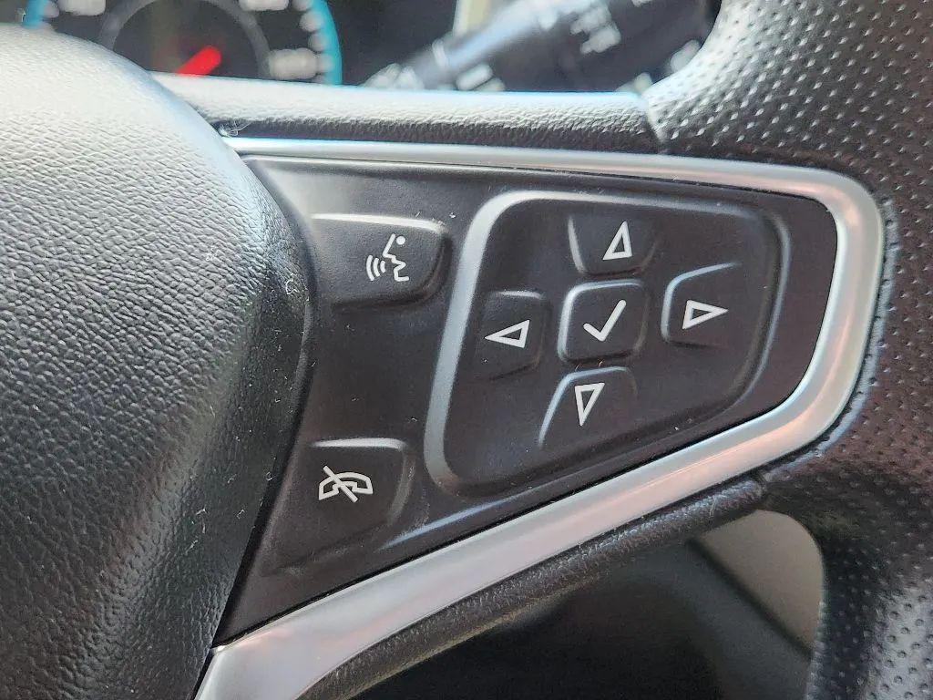 used 2022 Chevrolet Equinox car, priced at $18,199