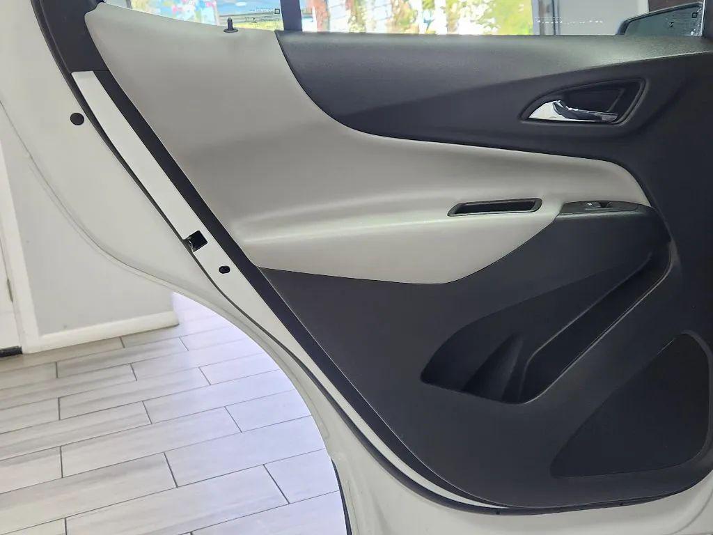 used 2022 Chevrolet Equinox car, priced at $18,199