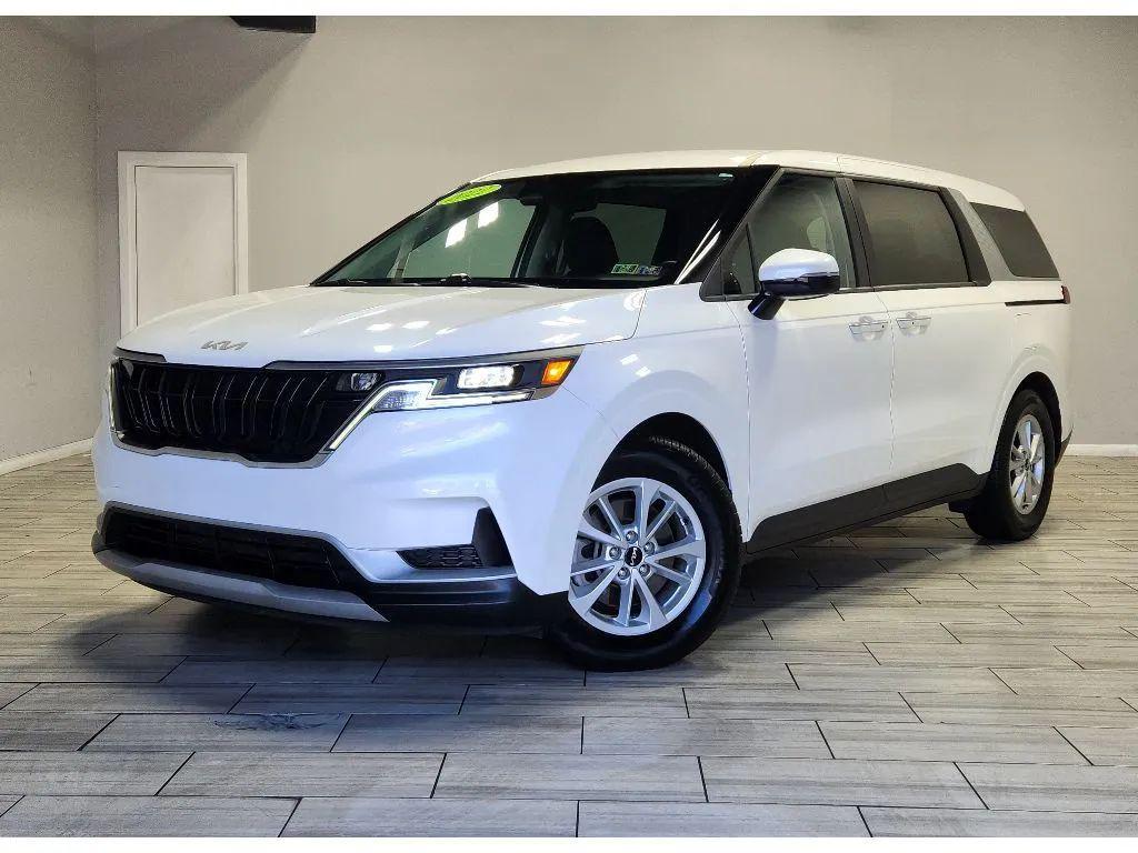 used 2022 Kia Carnival car, priced at $24,999