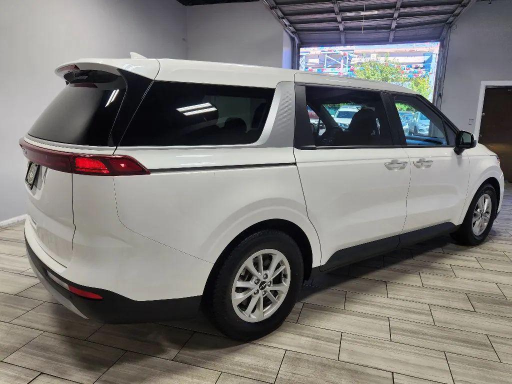 used 2022 Kia Carnival car, priced at $24,999