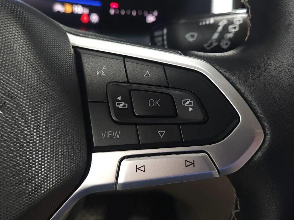 used 2022 Volkswagen Atlas car, priced at $26,999
