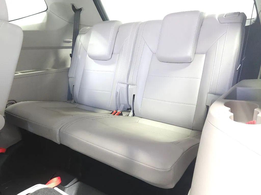 used 2022 Volkswagen Atlas car, priced at $26,999