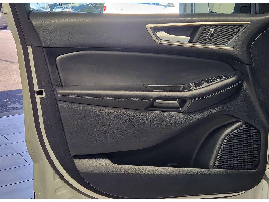 used 2024 Ford Edge car, priced at $21,499