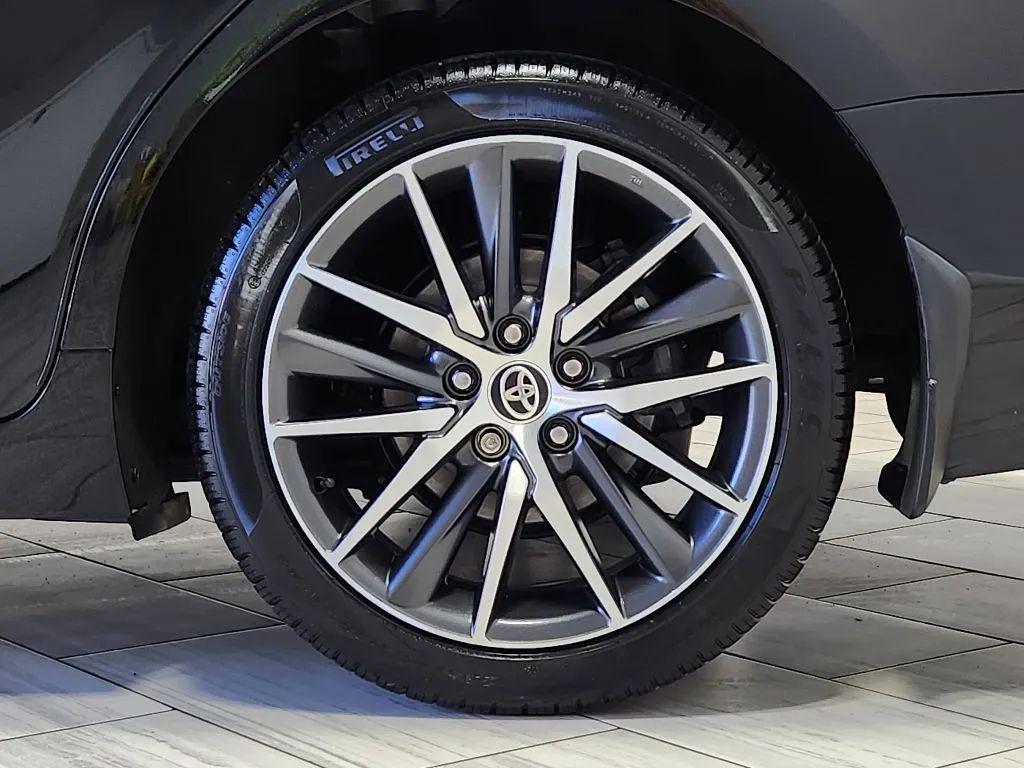 used 2021 Toyota Camry Hybrid car, priced at $25,999