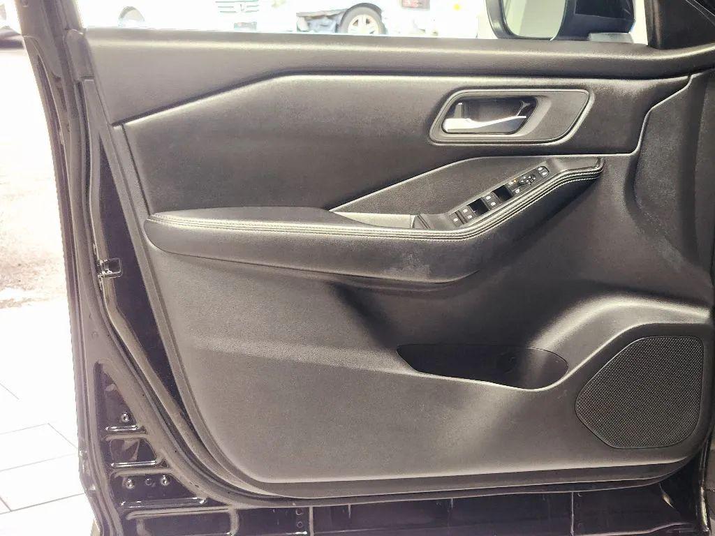used 2024 Nissan Rogue car, priced at $24,985