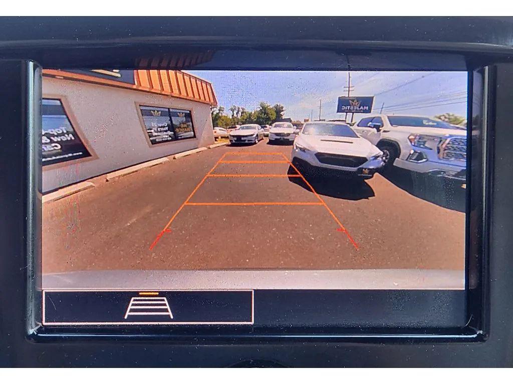 used 2023 Chevrolet Traverse car, priced at $24,948