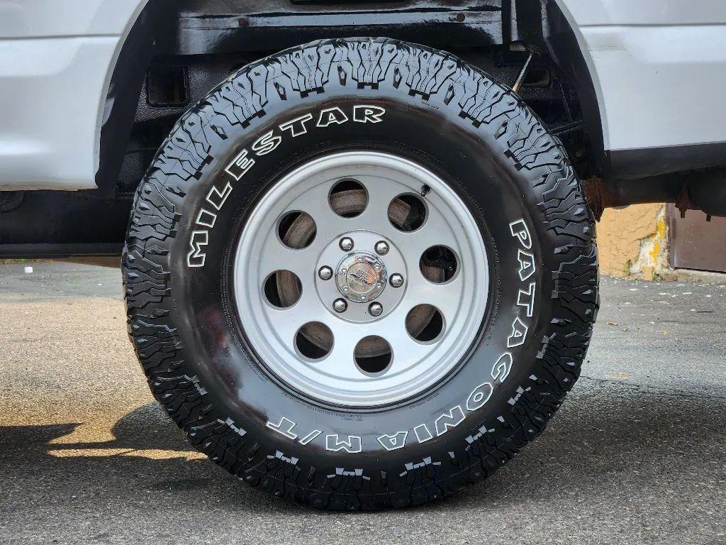used 2019 Ford F-150 car, priced at $27,999