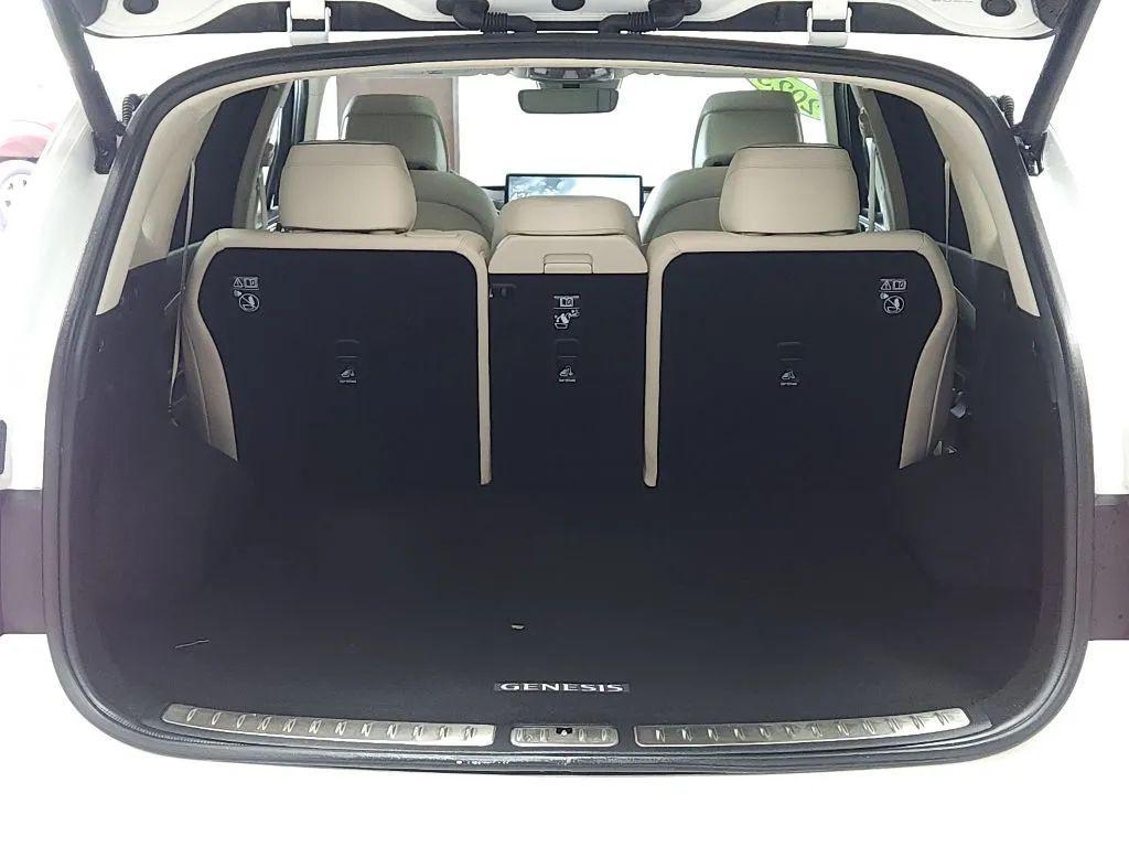used 2024 Genesis GV80 car, priced at $39,999