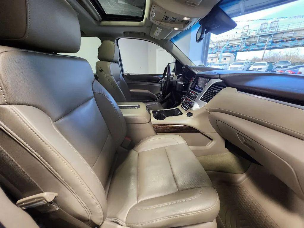 used 2016 GMC Yukon car, priced at $22,999