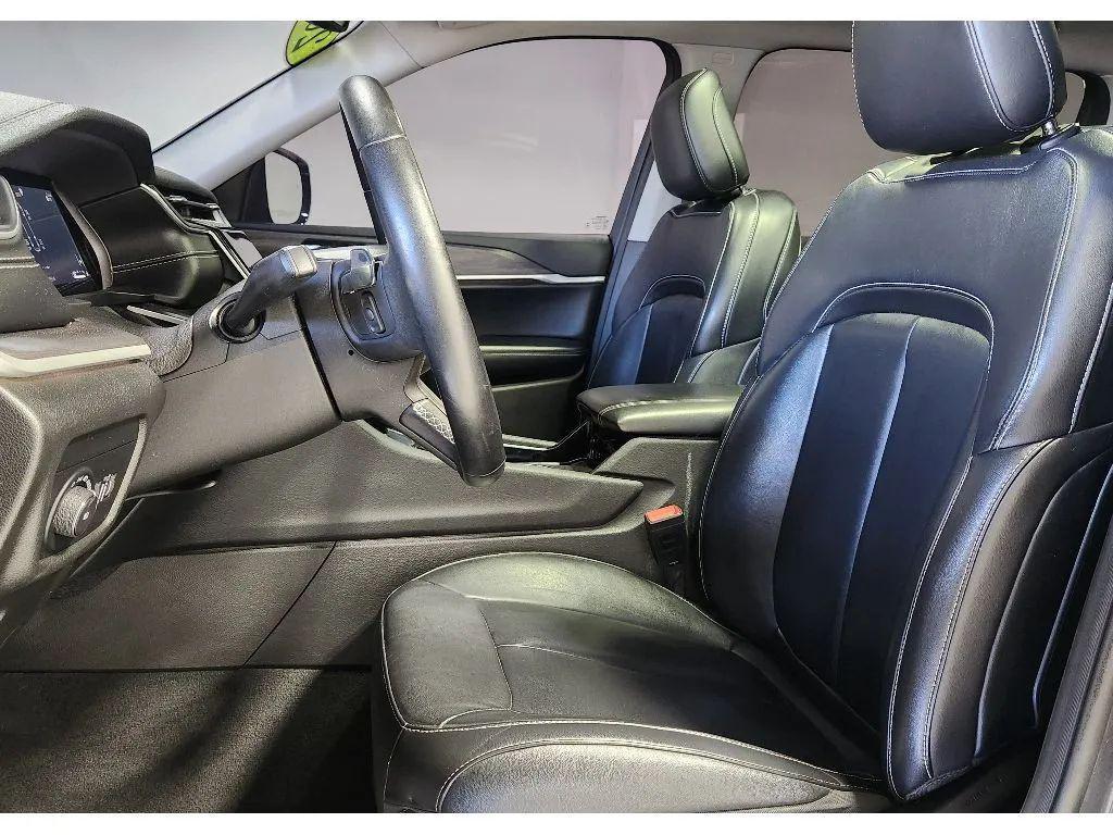 used 2021 Jeep Grand Cherokee L car, priced at $26,994