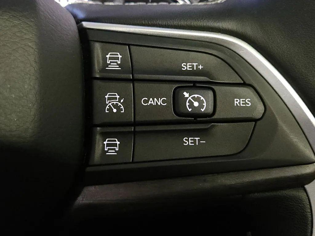 used 2021 Jeep Grand Cherokee L car, priced at $26,994