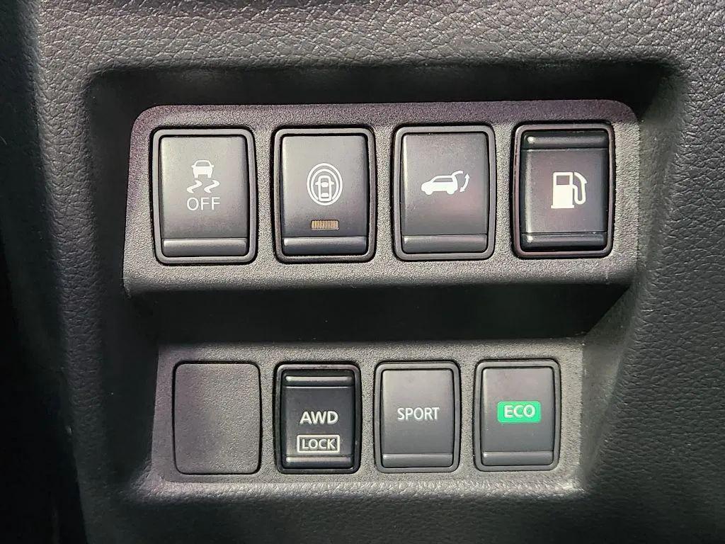 used 2019 Nissan Rogue car, priced at $16,975