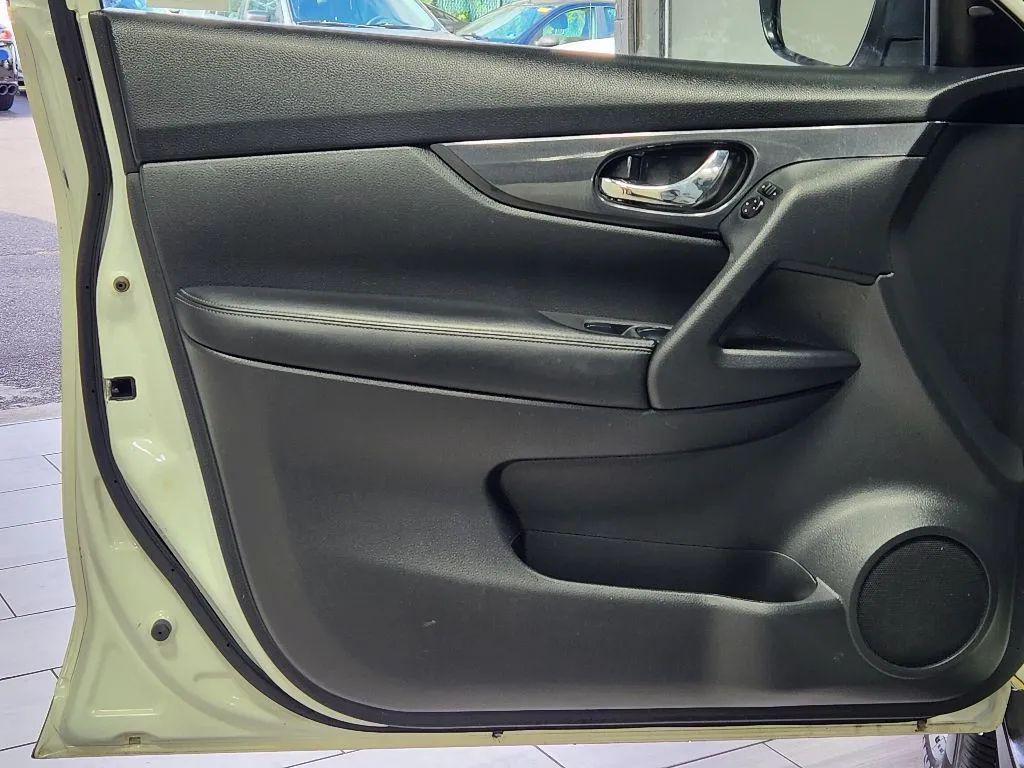 used 2019 Nissan Rogue car, priced at $16,975