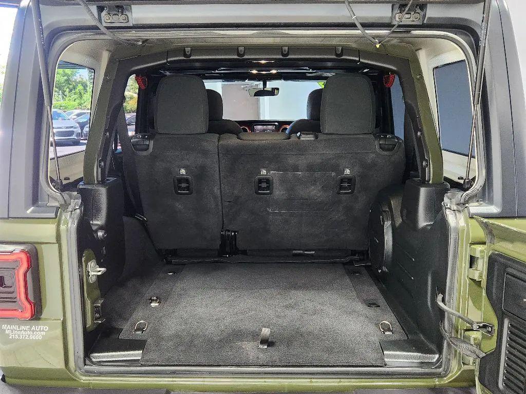 used 2021 Jeep Wrangler Unlimited car, priced at $34,999