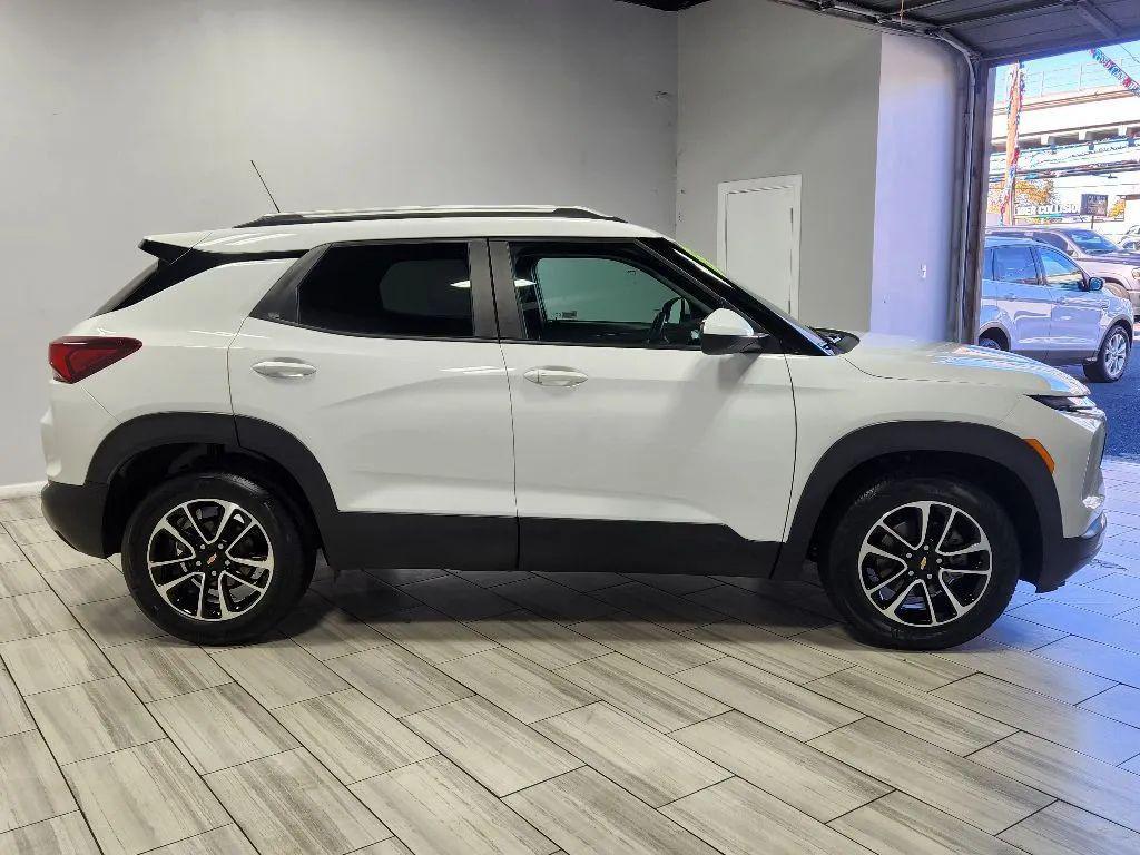 used 2024 Chevrolet TrailBlazer car, priced at $22,999