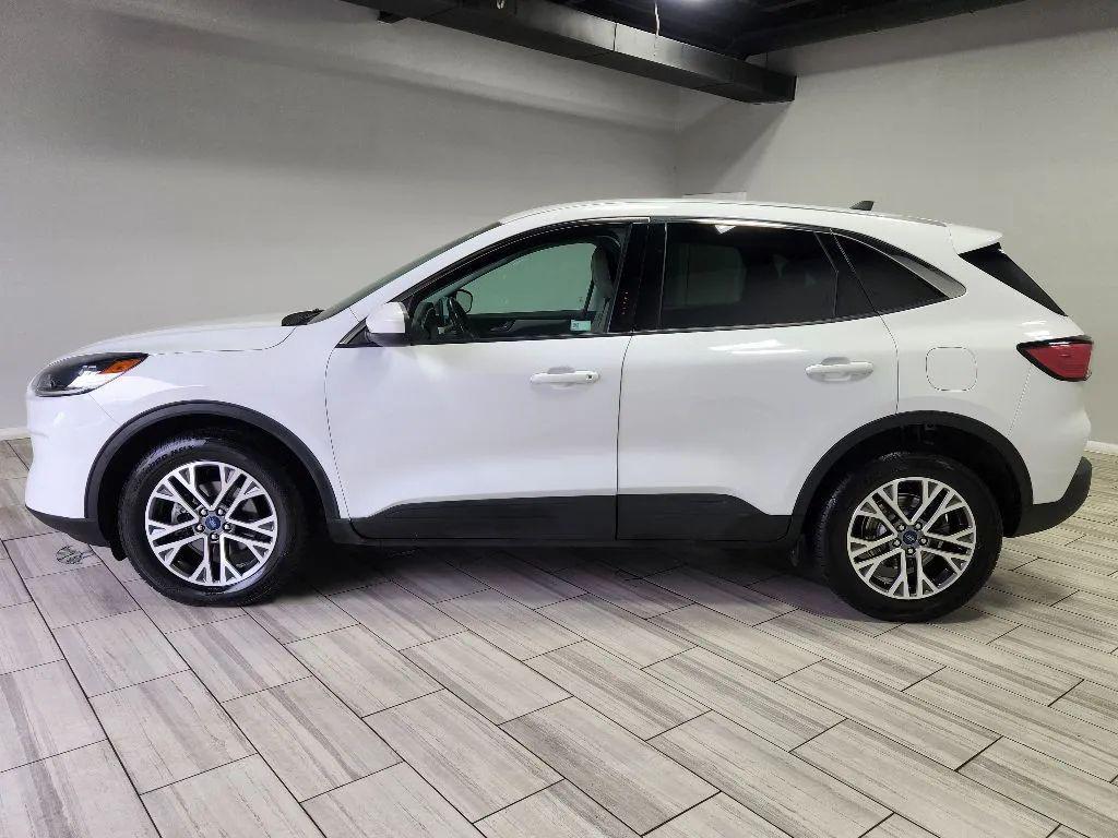 used 2022 Ford Escape car, priced at $17,999