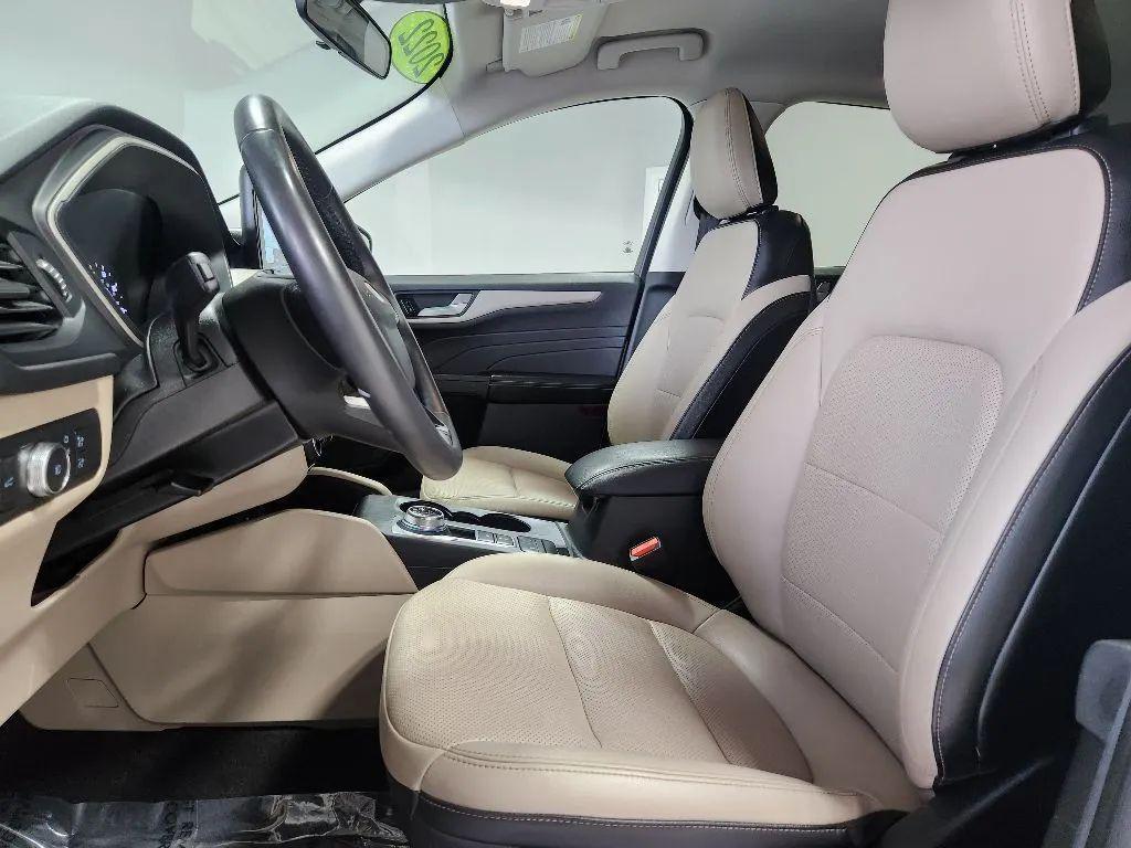 used 2022 Ford Escape car, priced at $17,999