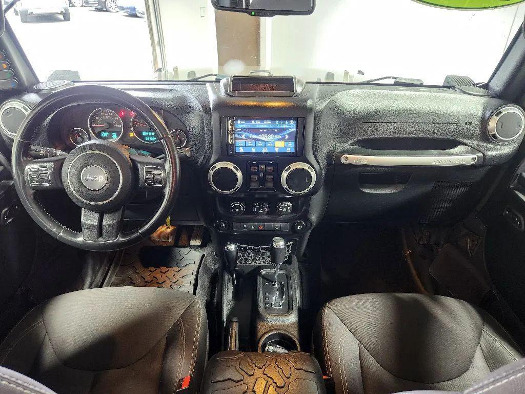 used 2015 Jeep Wrangler Unlimited car, priced at $21,599
