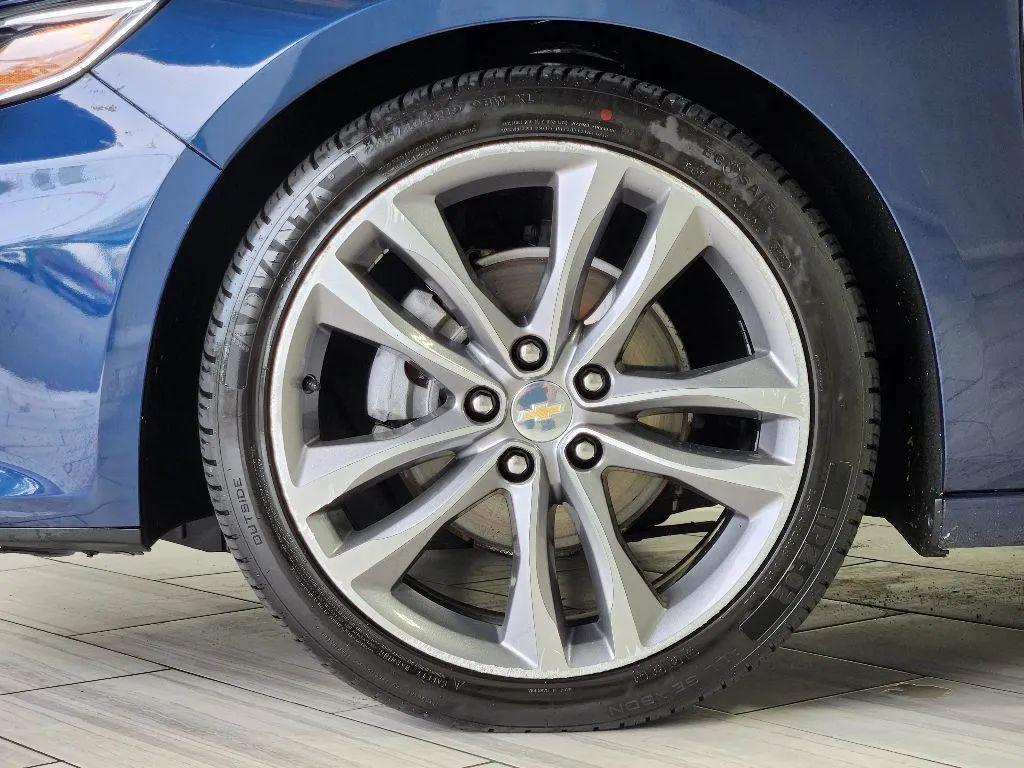 used 2022 Chevrolet Malibu car, priced at $17,999