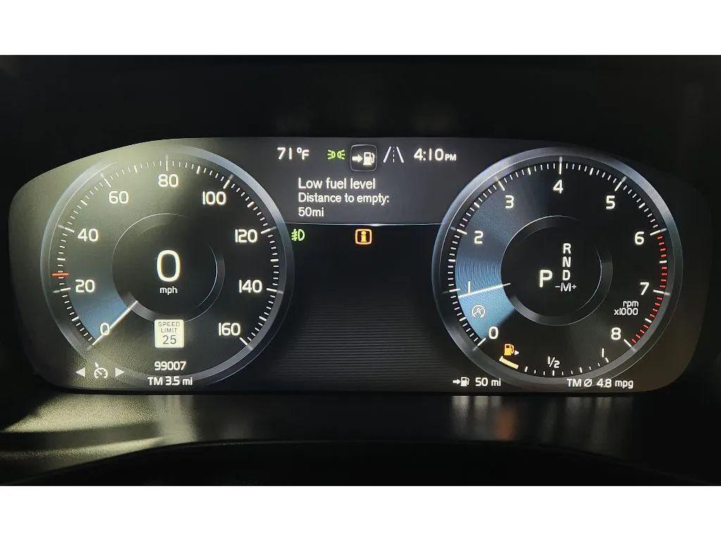 used 2022 Volvo XC40 car, priced at $19,999