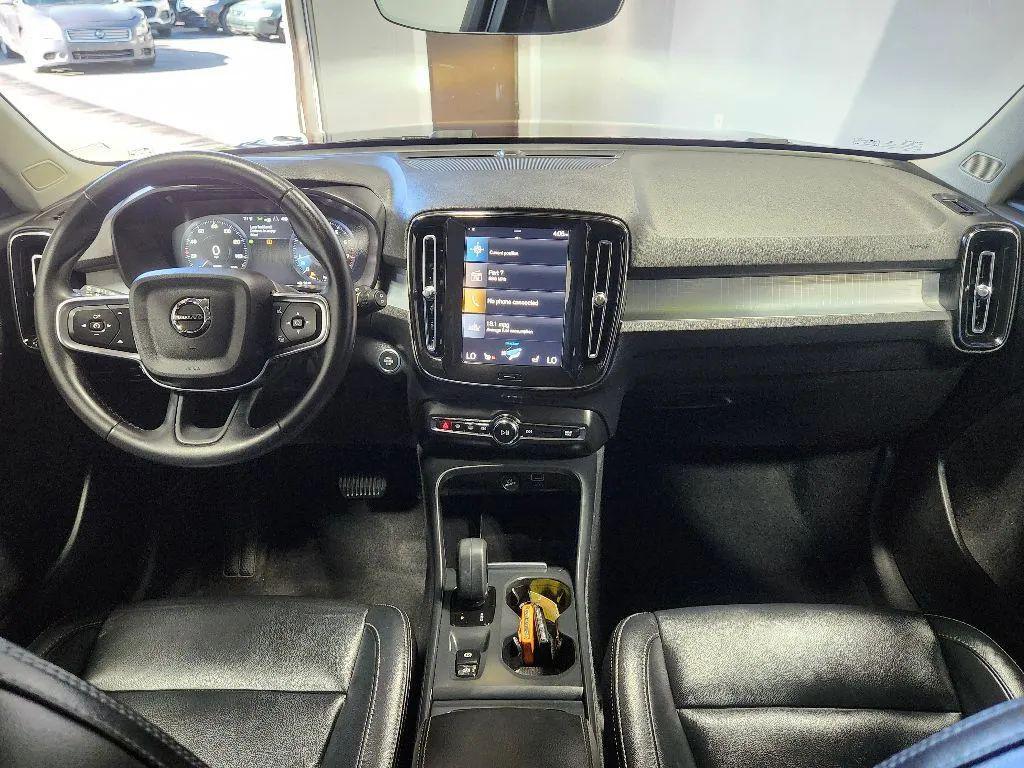 used 2022 Volvo XC40 car, priced at $19,999