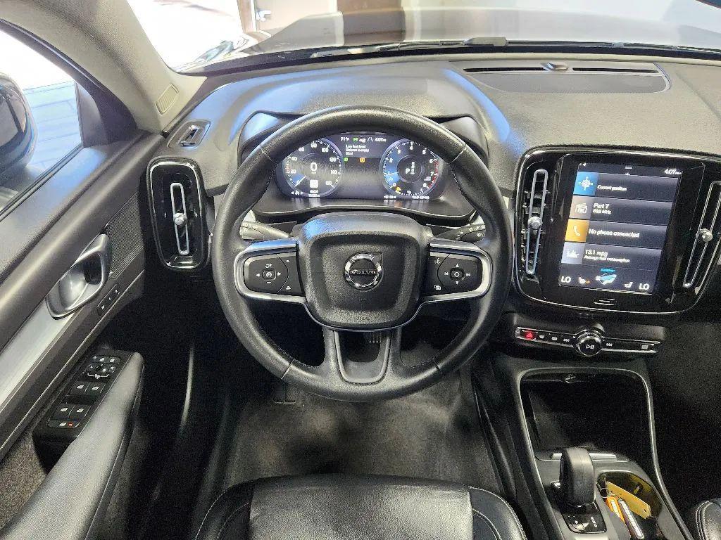 used 2022 Volvo XC40 car, priced at $19,999