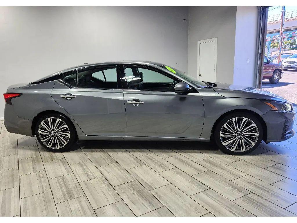 used 2023 Nissan Altima car, priced at $19,999