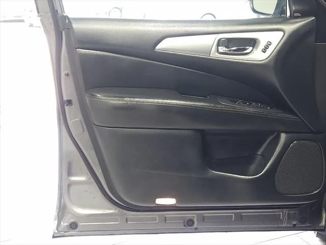 used 2020 Nissan Pathfinder car, priced at $17,499