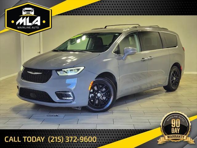 used 2022 Chrysler Pacifica car, priced at $24,995