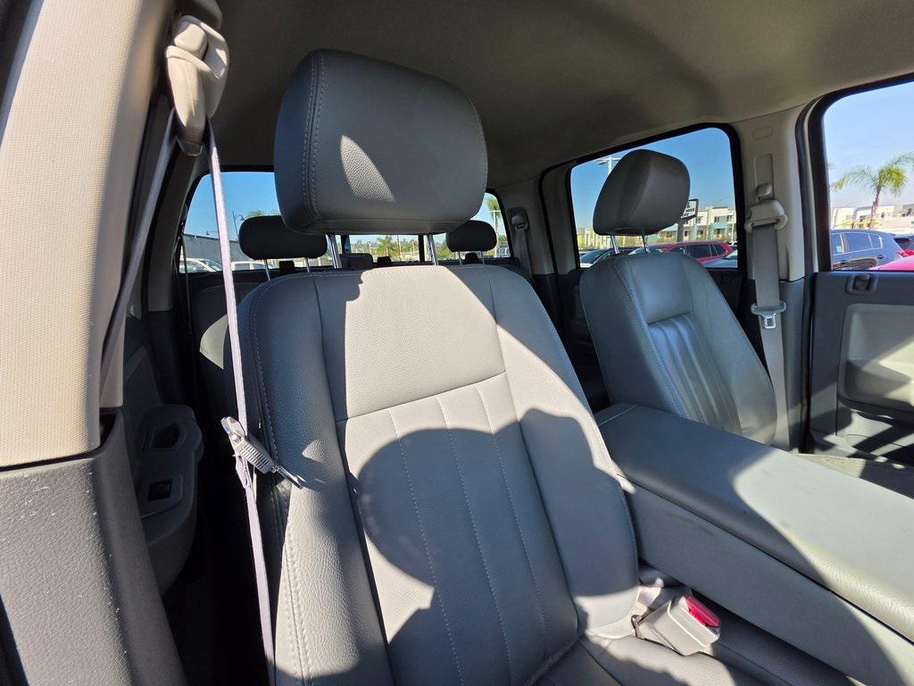 used 2007 Dodge Dakota car, priced at $12,995