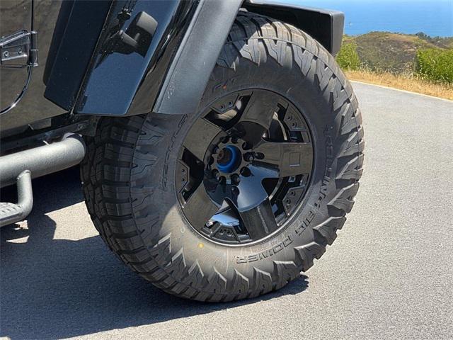 used 2012 Jeep Wrangler Unlimited car, priced at $17,995