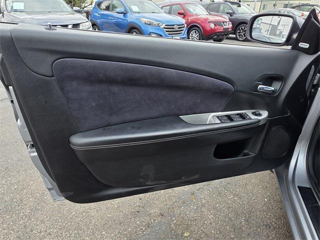used 2014 Chrysler 200 car, priced at $13,999